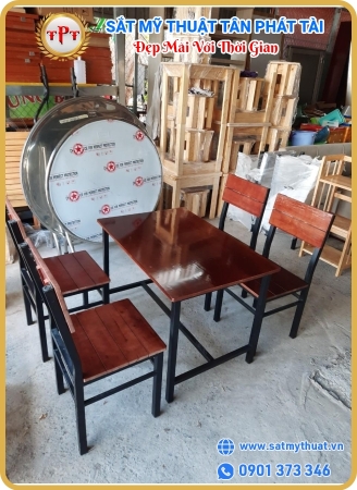 Bàn ghế sắt mỹ thuật 01