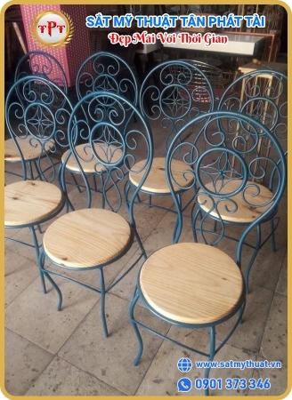 bàn ghế sắt mỷ thuật