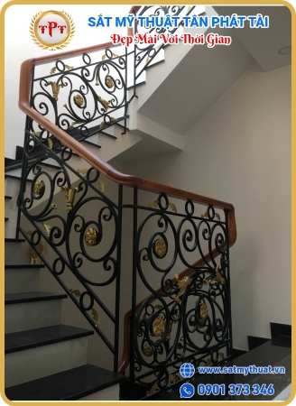Cầu thang săt mỷ thuật