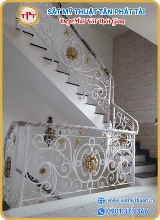 Cầu thang săt mỷ thuật