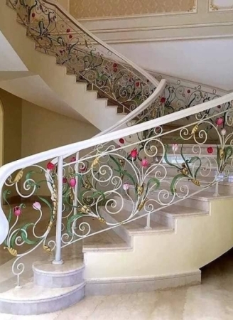 Cầu thang săt mỷ thuật Cầu thang săt mỷ thuật