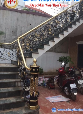 Cầu thang săt mỷ thuật Cầu thang săt mỷ thuật