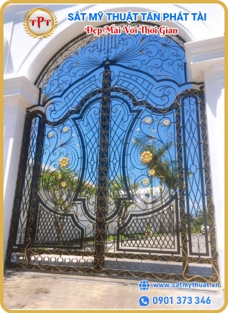 Cửa cổng sắt mỹ thuật 06