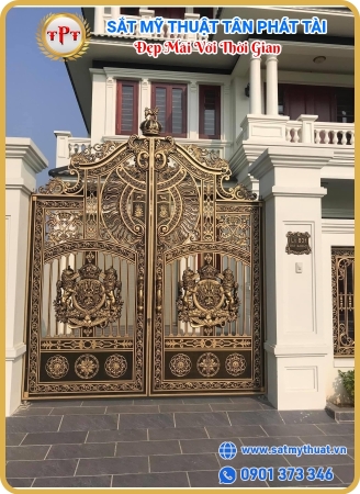 Cửa đi sắt mỹ thuật 10